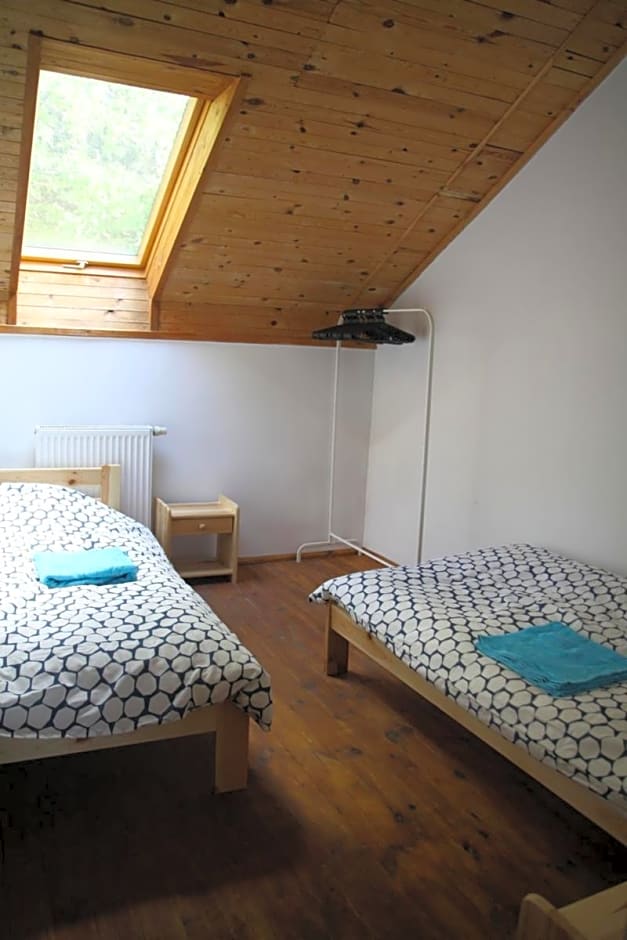 Dom imprezowy z noclegami Dziecinów