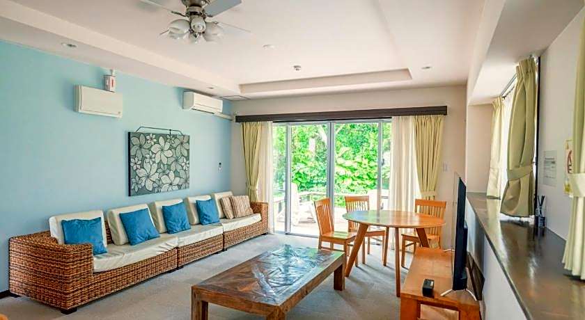 Scallop Beach Condominium