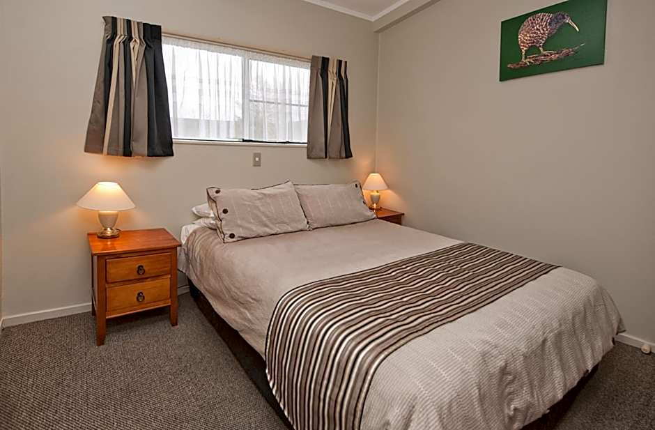 Sport Of Kings Motel