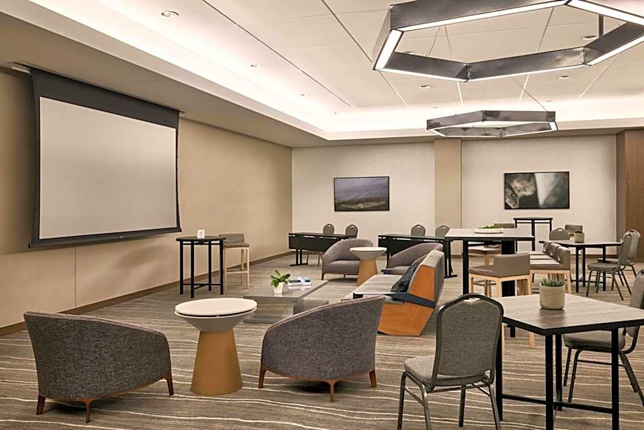 AC Hotel by Marriott Dallas by the Galleria