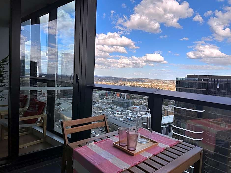 Skyview Retreat Whitehorse Tower