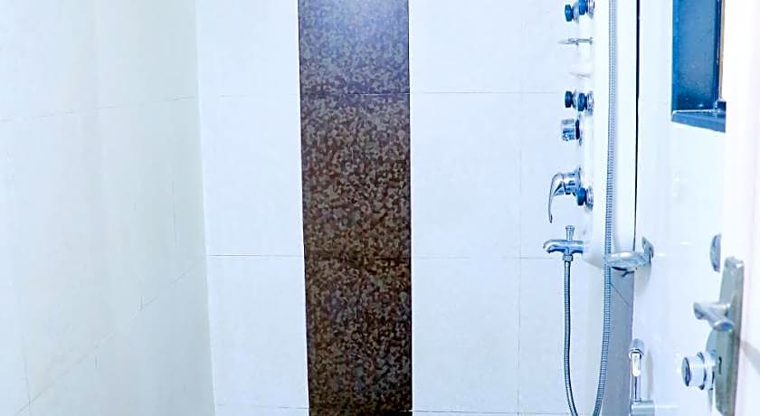 Hotel Alka Residency