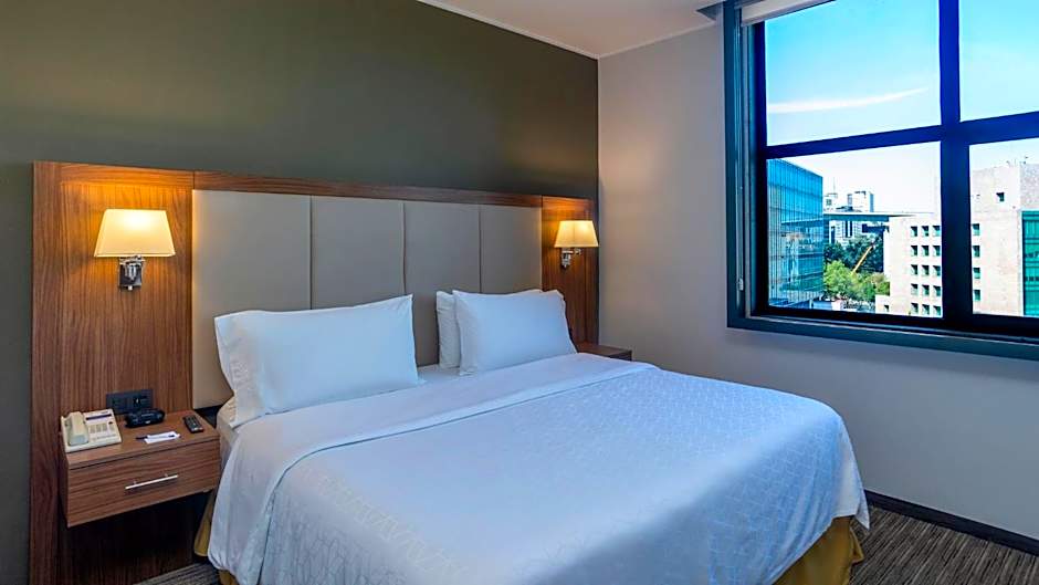 Holiday Inn Express Mexico Santa Fe By IHG