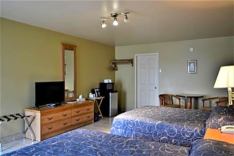 Queen Room with Two Queen Beds