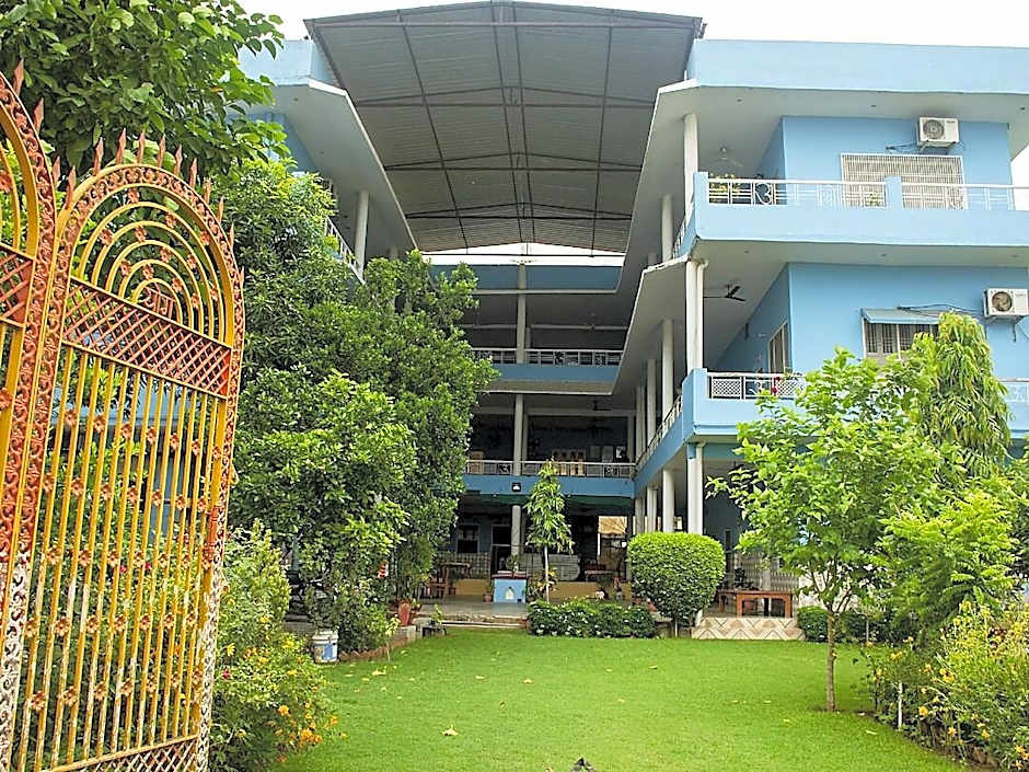 Sri Yoga Mandir Guest House