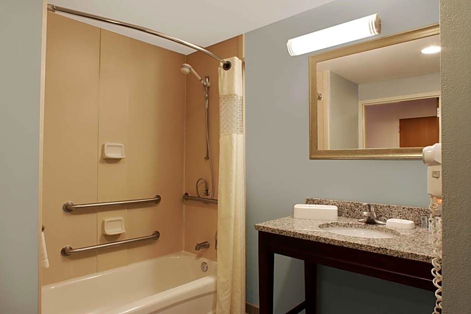 Hampton Inn By Hilton & Suites Port St. Lucie, West