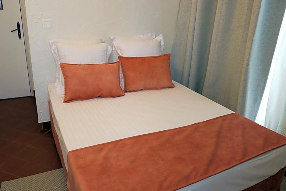 La Villa Roseraie , Hôtel Familial OUVERT TOUTE L'ANNEE