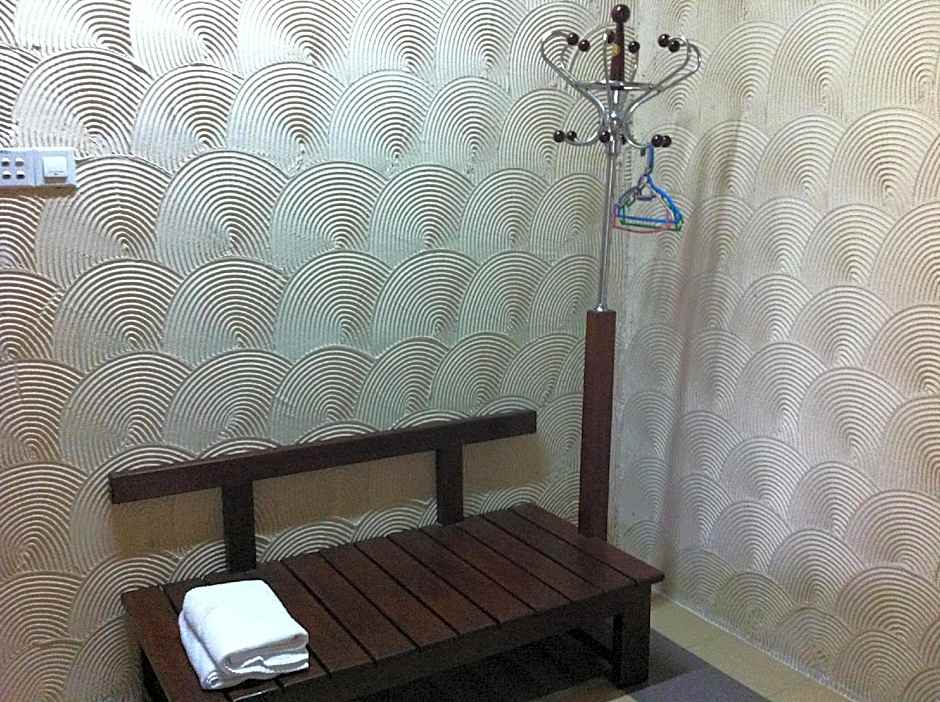 TNT Novelty Vacation House