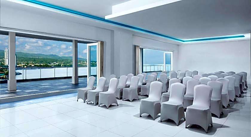 Four Points by Sheraton Manado