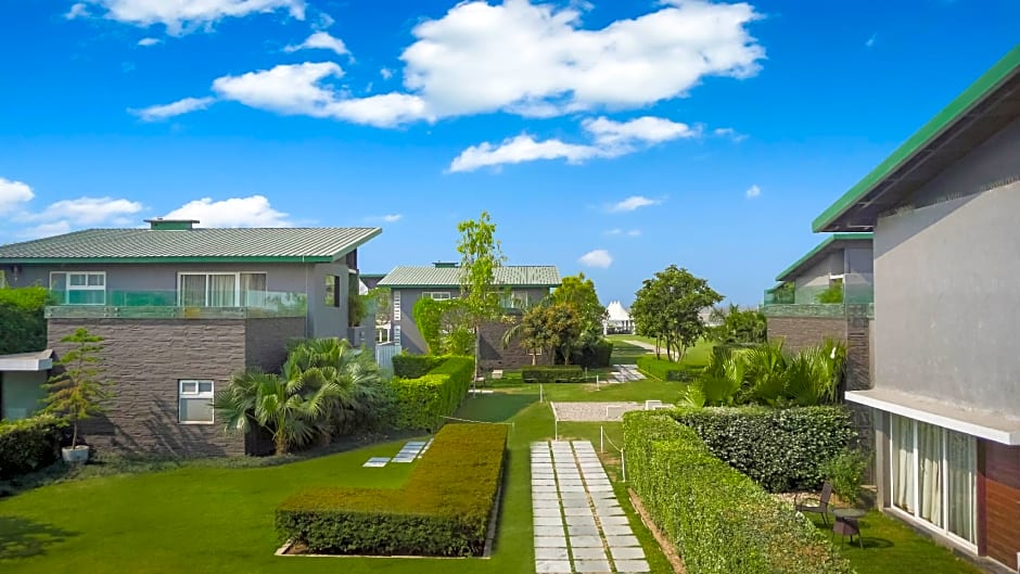 Amatra by the Ganges