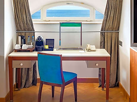 Attic Double Room - Sea Side
