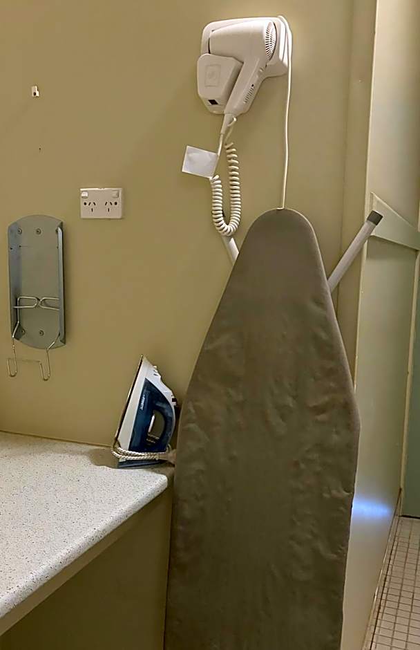 Broken Hill Tourist Lodge