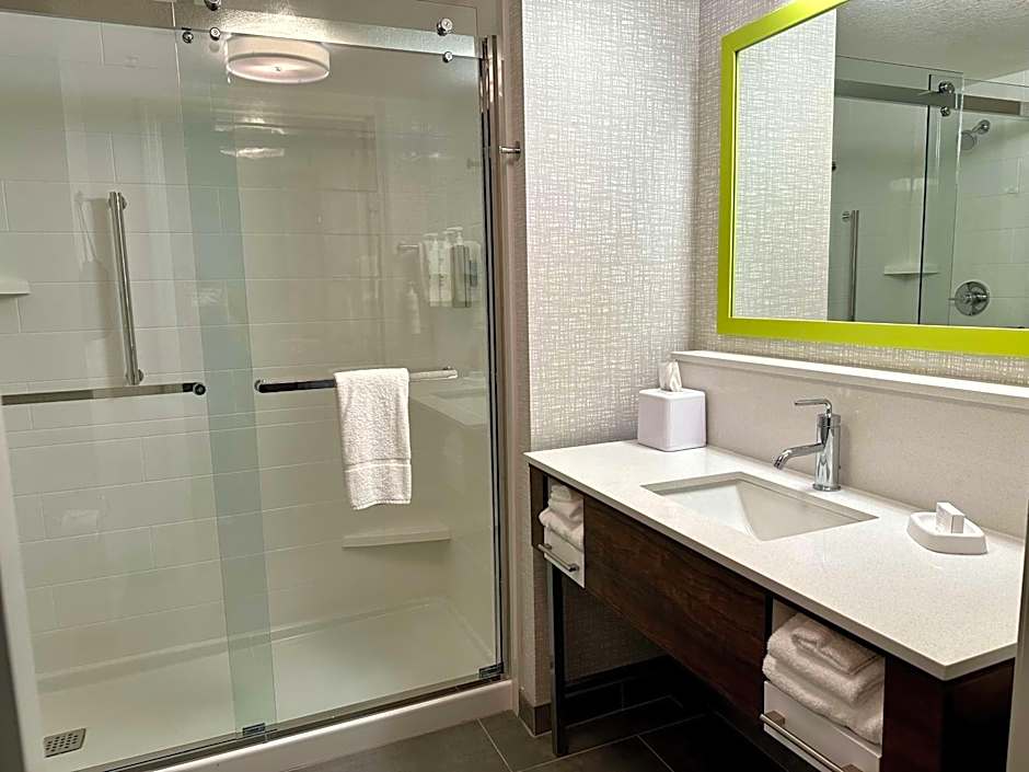 Hampton Inn By Hilton & Suites Lathrop, Ca