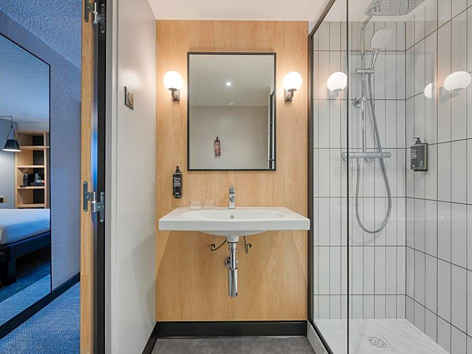 ibis Orly Chevilly Tram 7