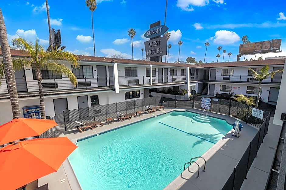 Sunset West Hotel SureStay Collection By Best Western