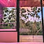 Frida's Artsy Condo with own mural, outdoor tub & rooftop pool