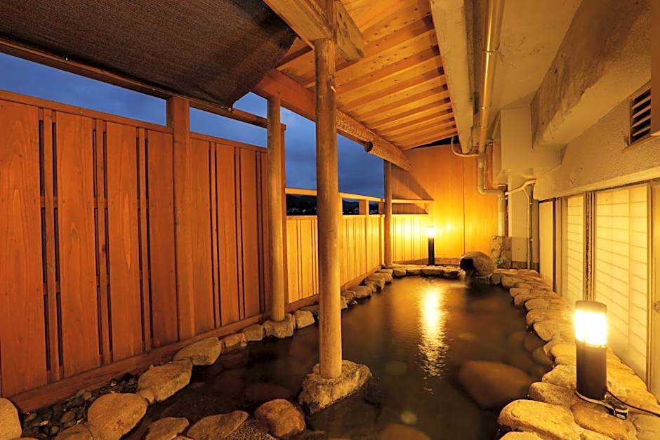 Okukinosaki Seaside Hotel