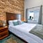 Hartwell Suites