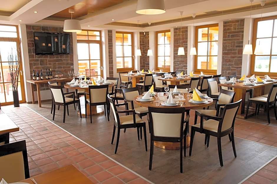 Hotel Krušnohorský Dvůr