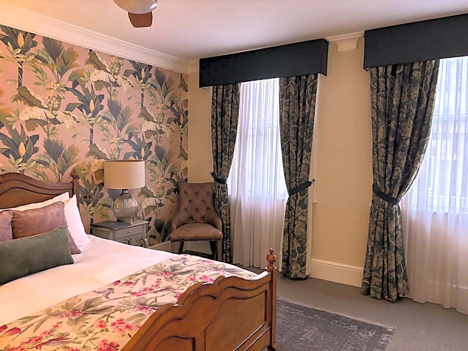 The Clerk & Well Pub and Rooms