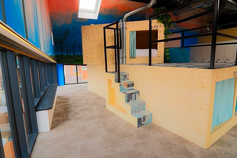 PJs Hostel