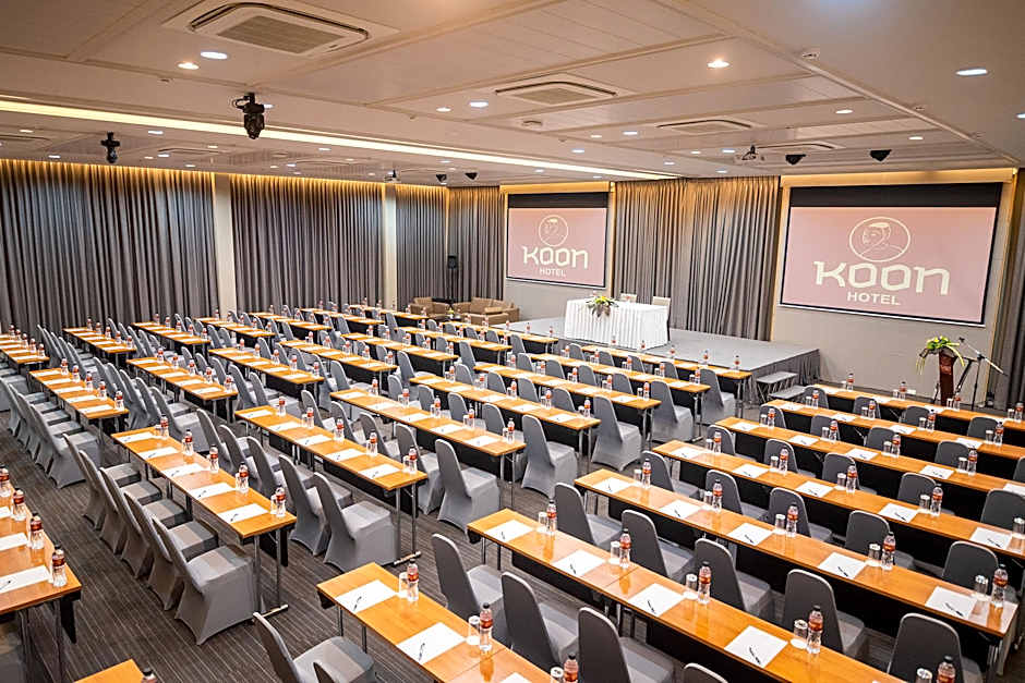 Koon Hotel Sukhumvit