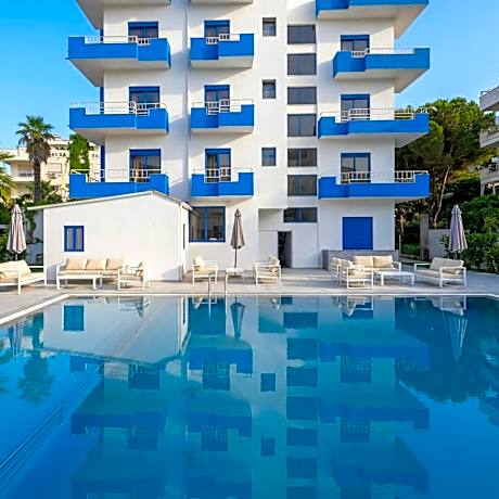 Hotel BlueBalcony