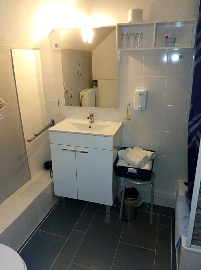 Hotel Garni "Adria"