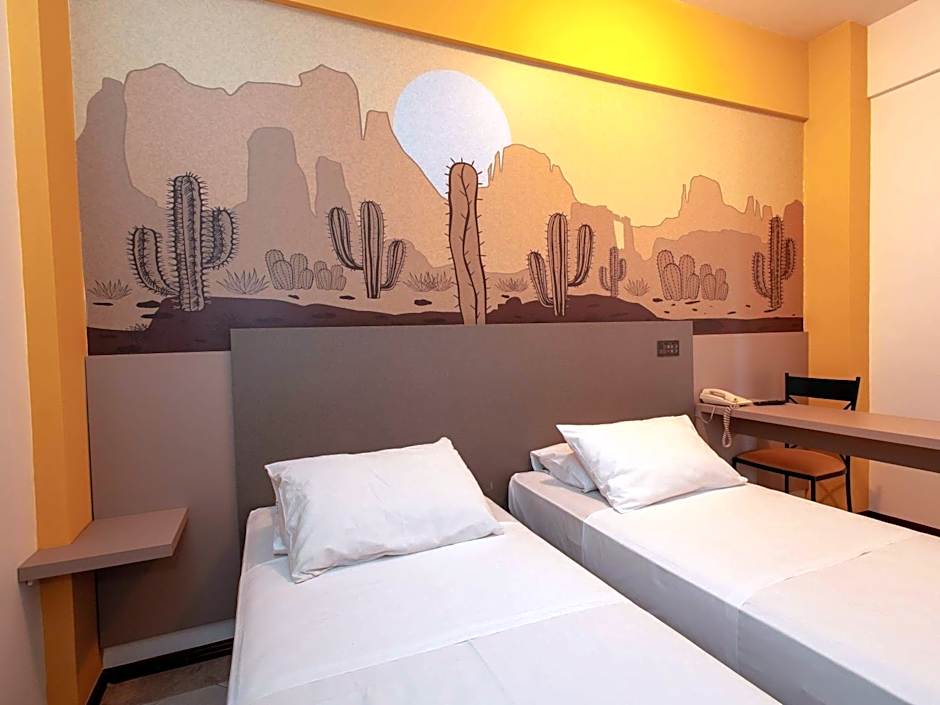 Ibis Styles Presidente Prudente, Portal of the West