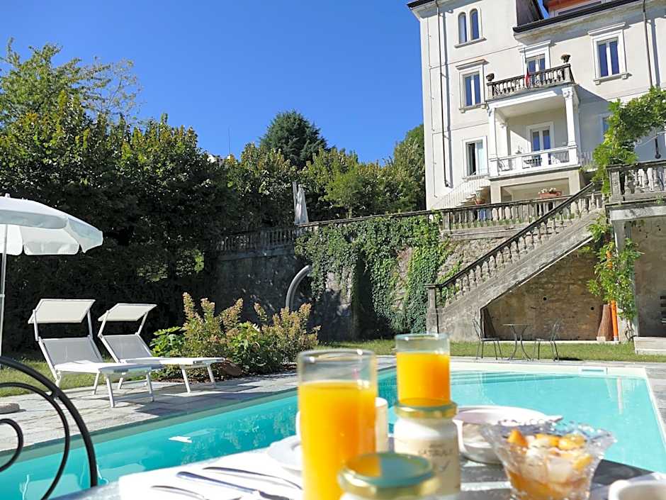 White Lilac Romantic B&B - Adults only