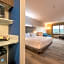 Holiday Inn Express & Suites Victoria-Colwood
