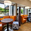 Courtyard by Marriott Dallas Addison/Midway