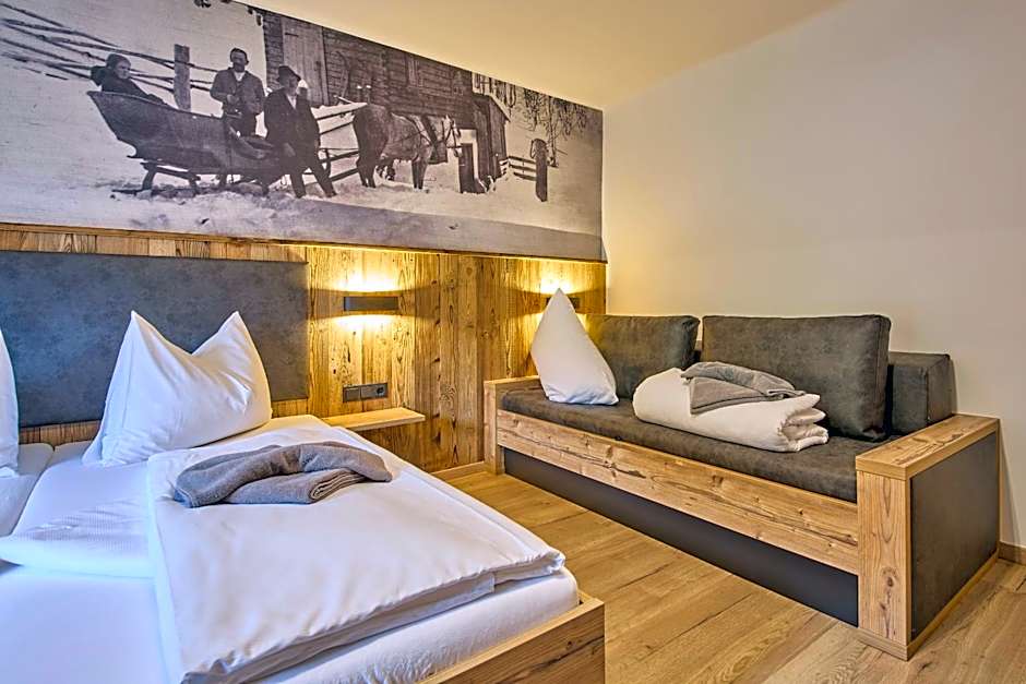 Eibinghof BED & BREAKFAST & SWIM Frühstück Pension