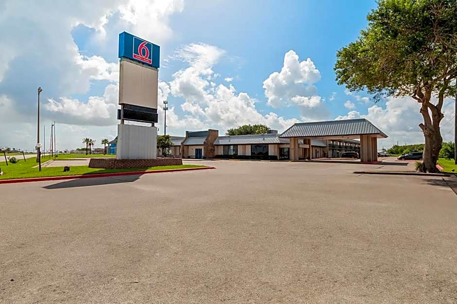 Motel 6 Port Lavaca, TX