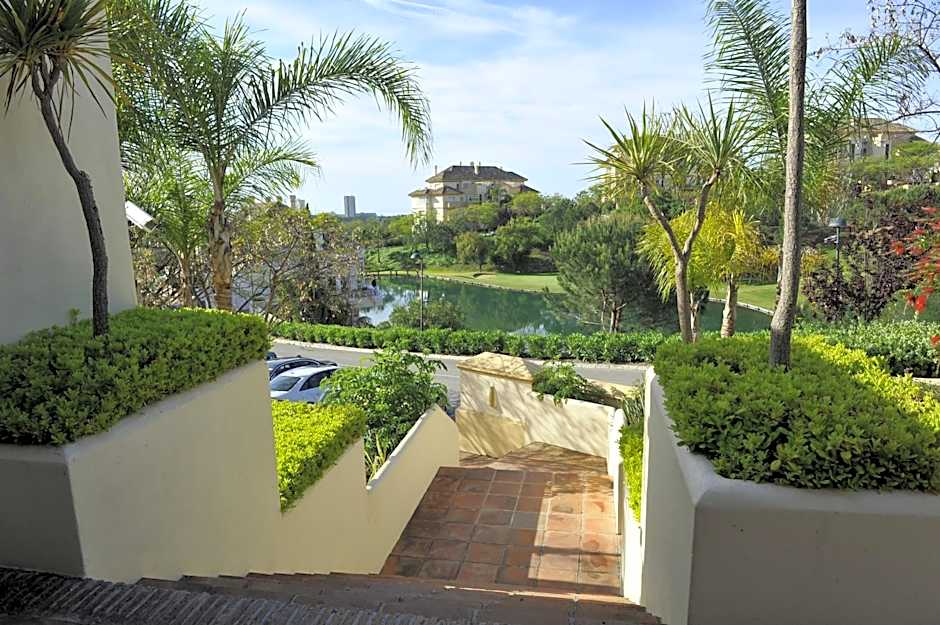 Elviria Hills Living