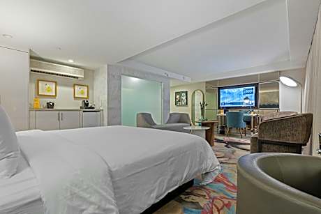 King Suite