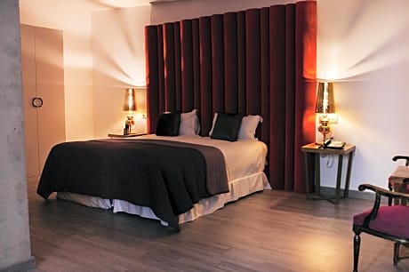 Standard - (2 Single Beds)