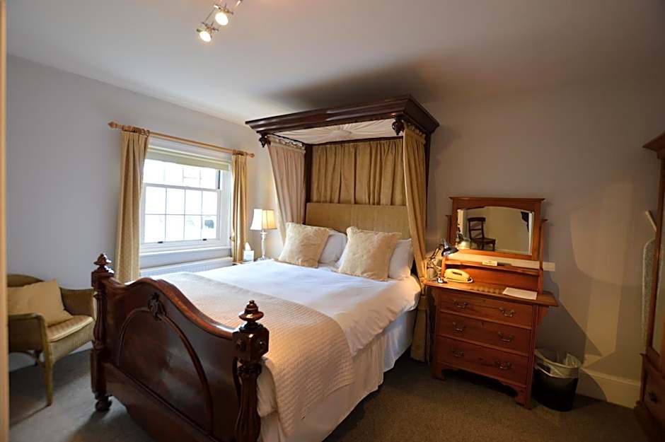 Chantry Hotel