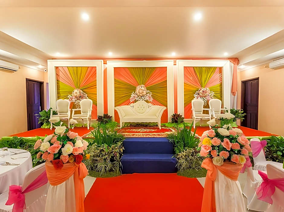 Mahatma Residence