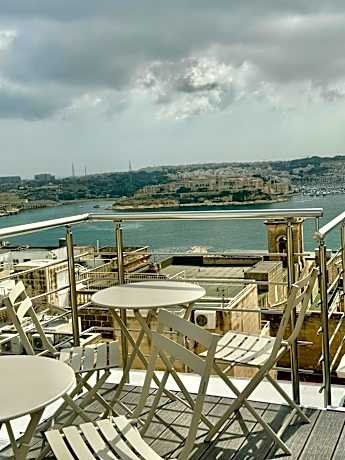 Paulos Valletta