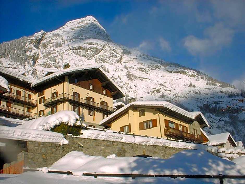 Hotel Ottoz Meublé