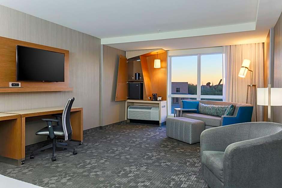 Courtyard by Marriott Dallas Midlothian at Midlothian Conference Center