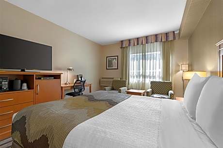 Queen Room - Disability Access