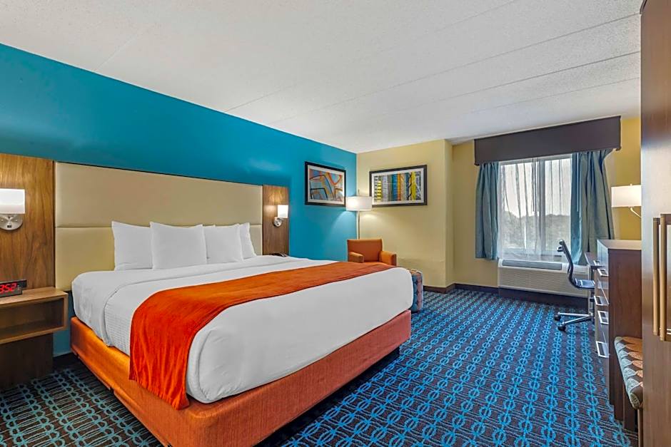 Best Western Plus North Shore Hotel