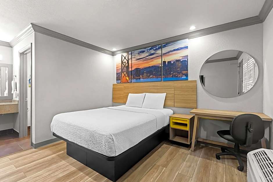 Days Inn by Wyndham San Francisco S/Oyster Point Airport
