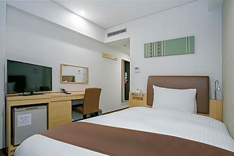 (Cleaning Once Every 3rd Day)  Double Room with Small Double Bed - Non-Smoking