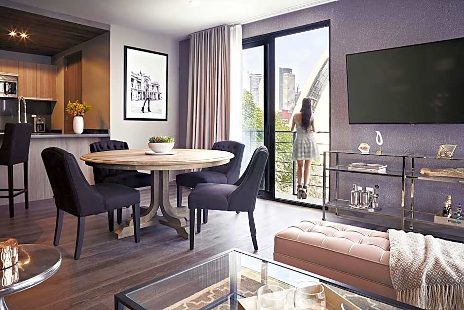Mathias Luxury Plus by Viadora