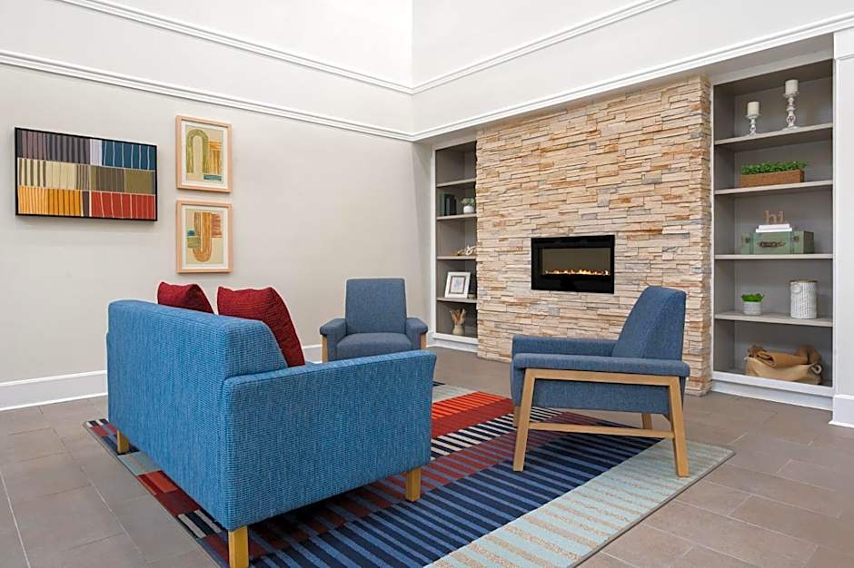 Garner Hotel Evansville East by IHG