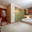 Kaiping Sanbu Junying Hotel