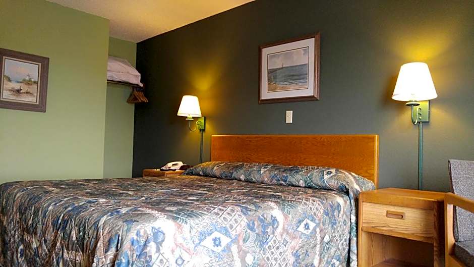 Harbor Lights Lodge